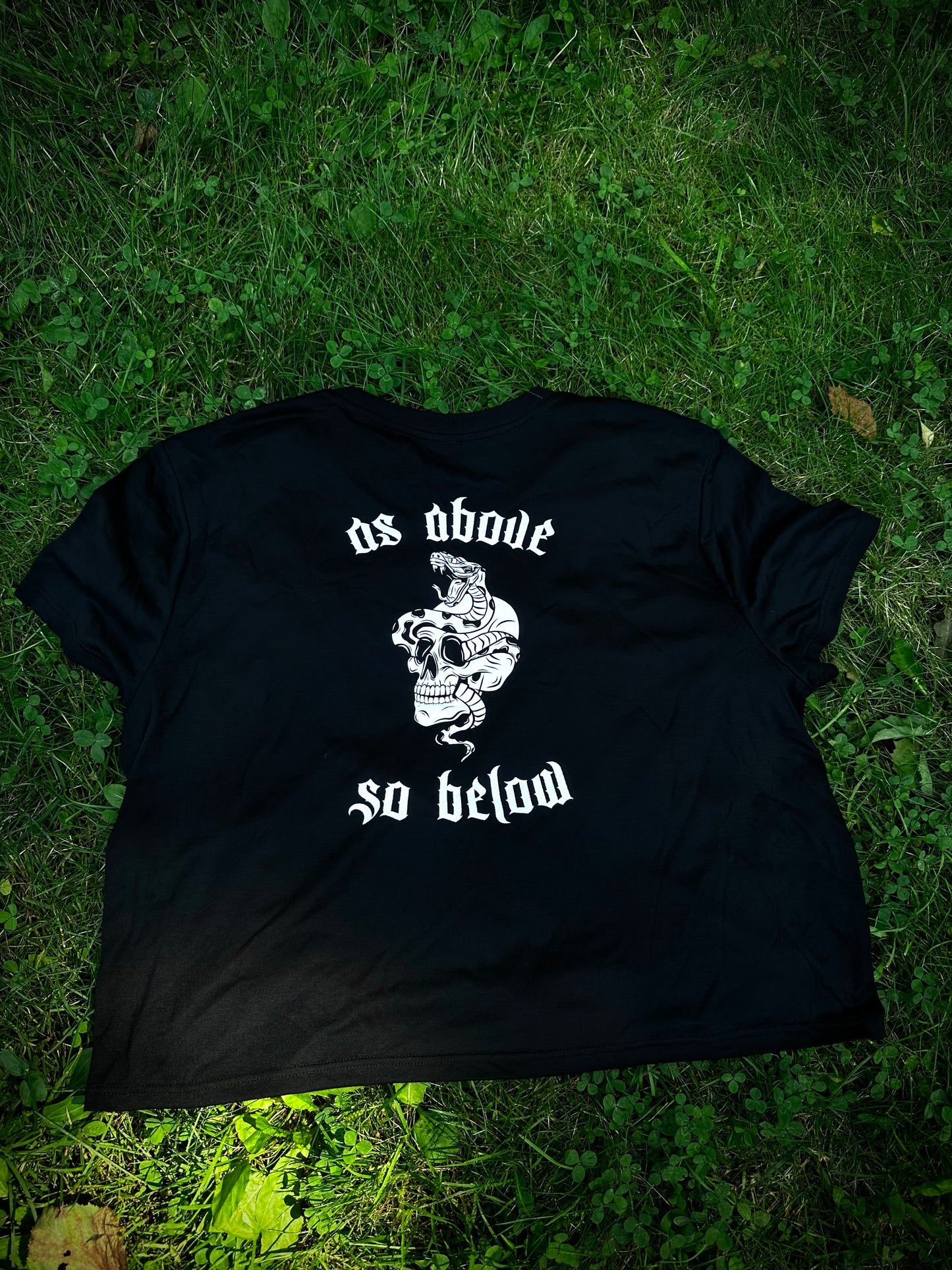 AS ABOVE SO BELOW Crop Top