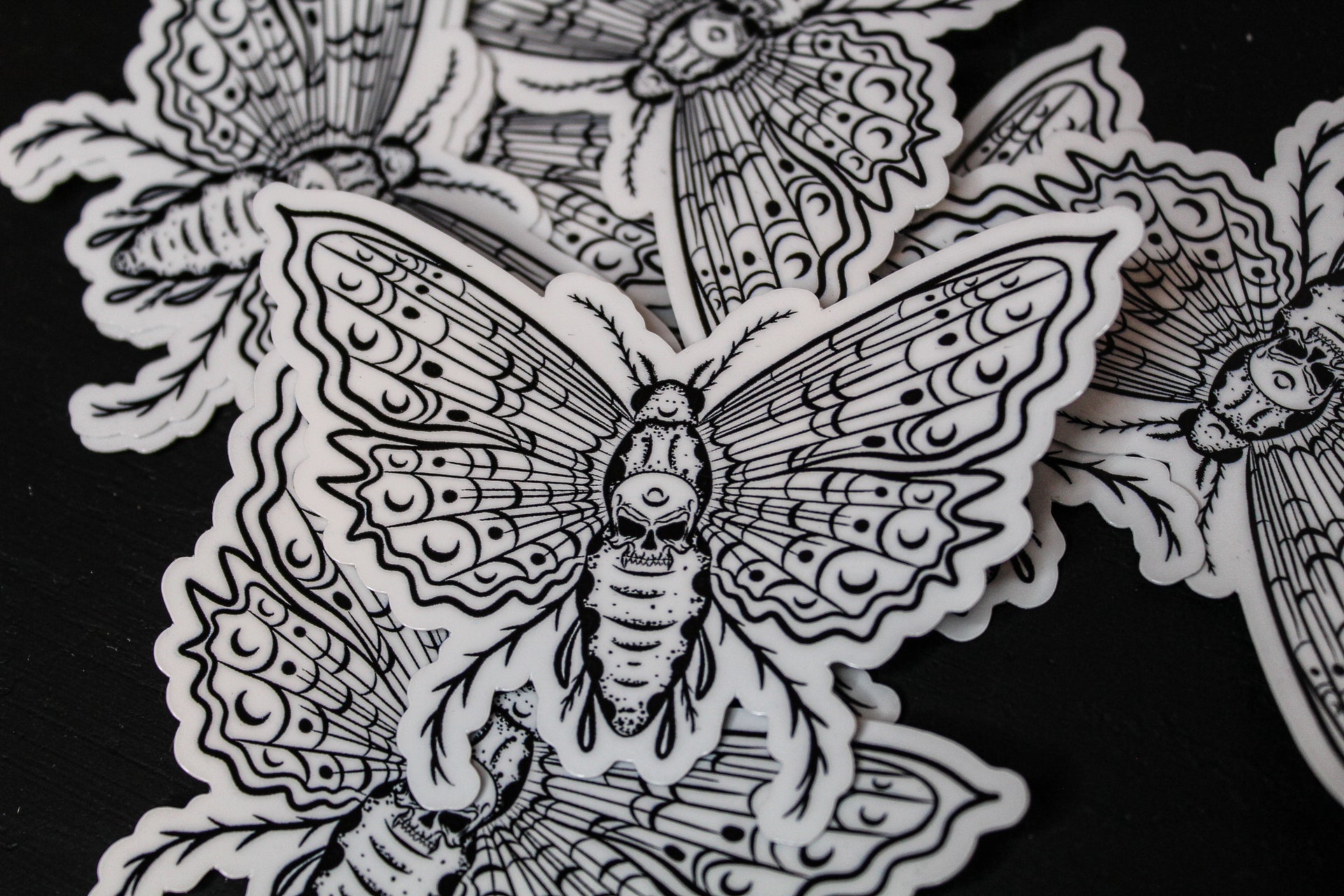 Moth Sticker, Cecropia Moth Insect Sticker, Waterproof Vinyl Art Stick -  studiotuesday